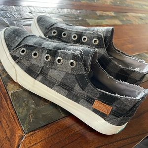 Blowfish 8.5 gray plaid slip ons
